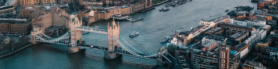 Vue du ciel sur le London Bridge
